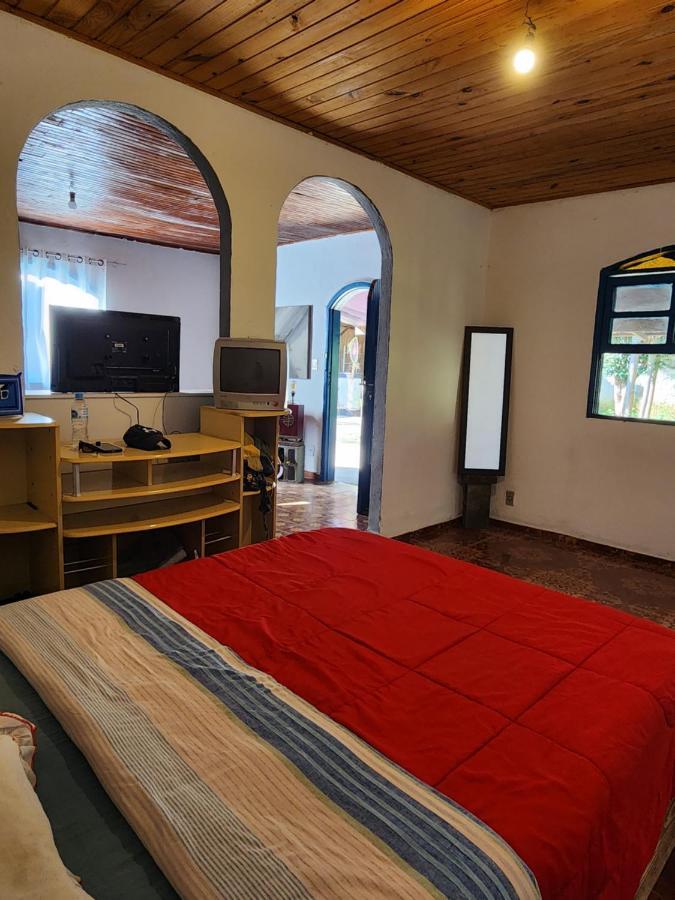 Hospedaria E Camping Quintal Do Mundo ルミアル エクステリア 写真